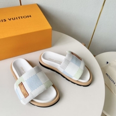 Louis Vuitton Slippers